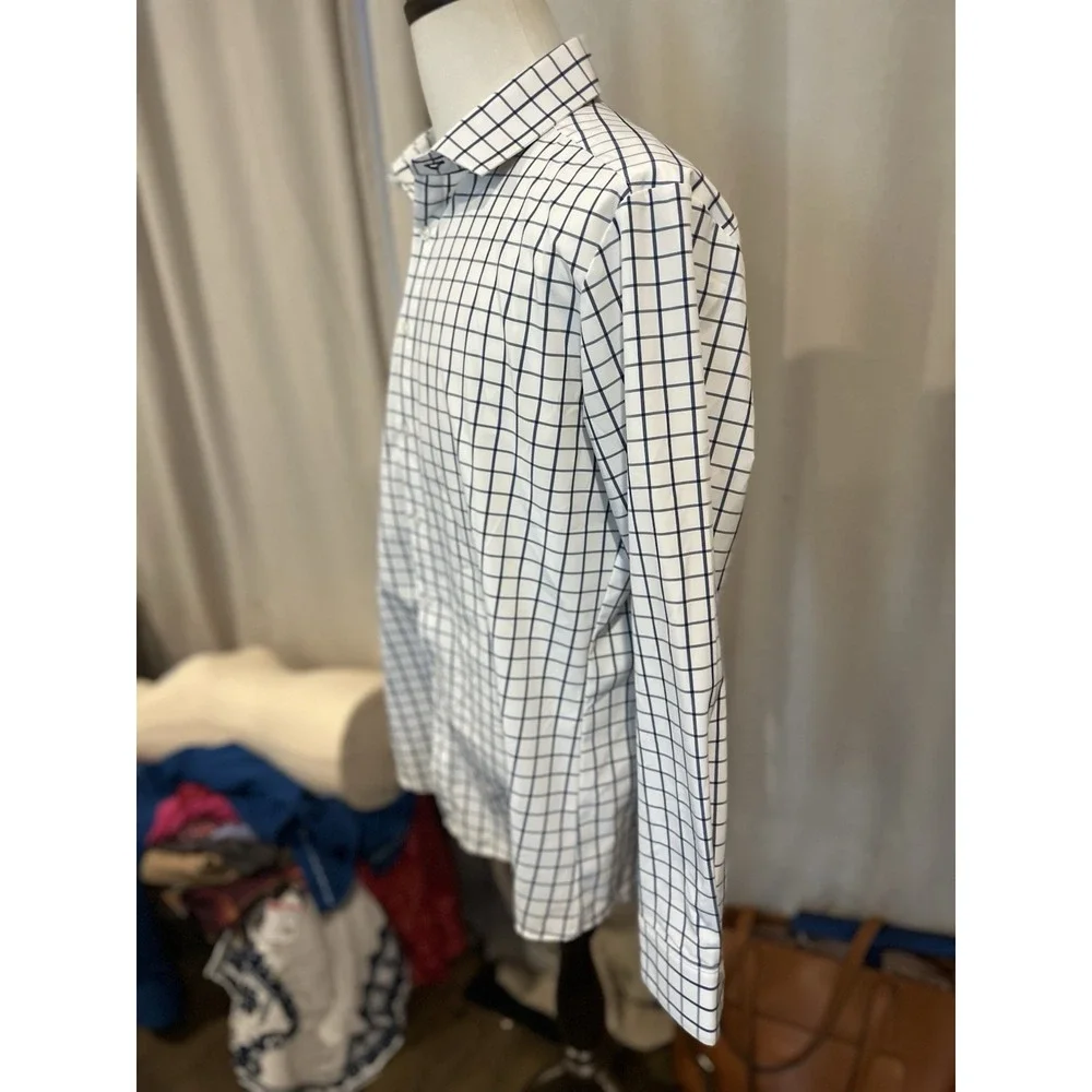 Mizzen And Main Men's Shirt Large Trim Blue And‎ White Window Pane Pattern - Picture 2 of 5